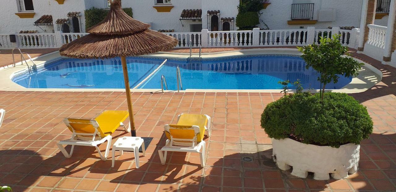 Apartament Charles White&Sweet - Ozonization Included - Ozonizacion Incluida Apartment Benalmadena Bagian luar foto