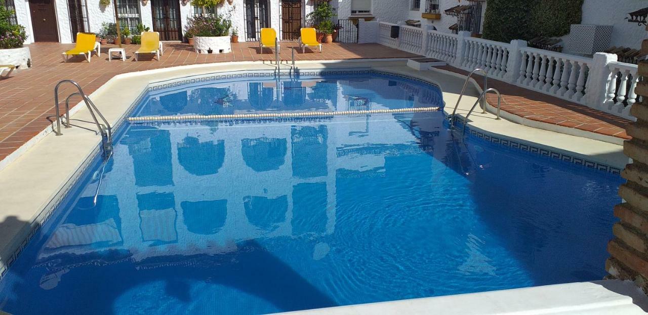 Apartament Charles White&Sweet - Ozonization Included - Ozonizacion Incluida Apartment Benalmadena Bagian luar foto